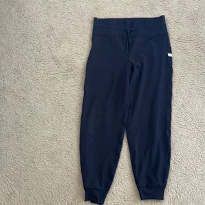 EUC Black Vuori Daily Jogger in Large